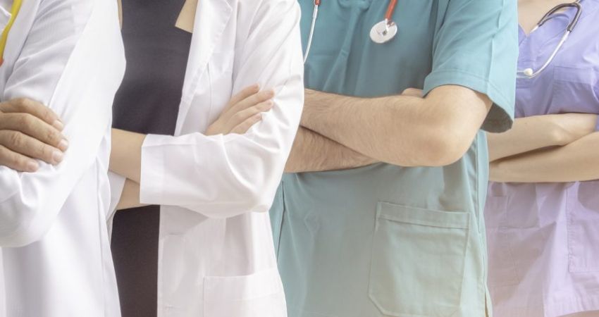 Certificazione di competence per infermieri e tecnici. Il bando dell'esame 2020